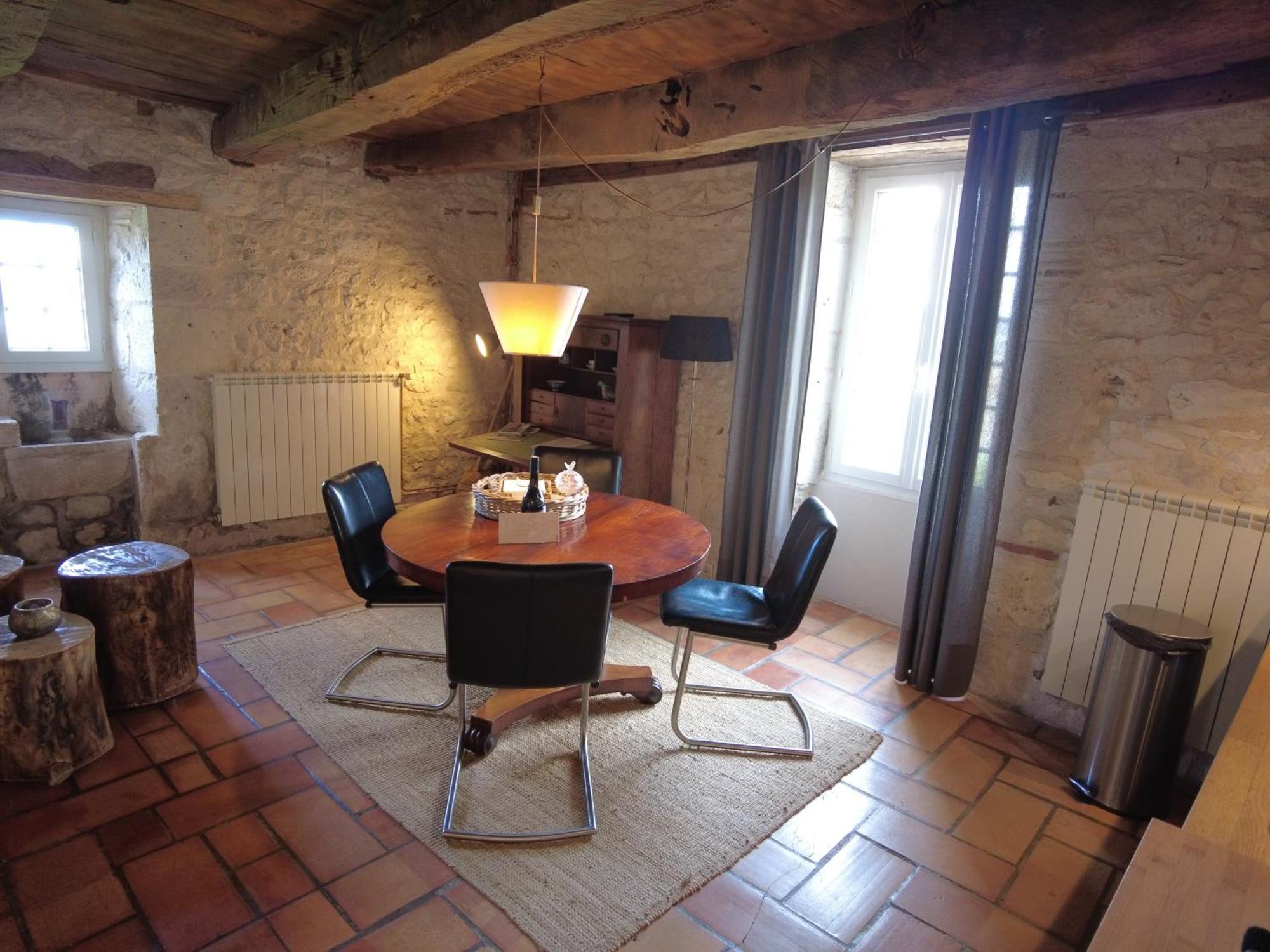Appartement Bergerie Le Vieux Manoir à Valeilles Extérieur photo