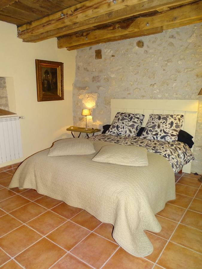 Appartement Bergerie Le Vieux Manoir à Valeilles Extérieur photo